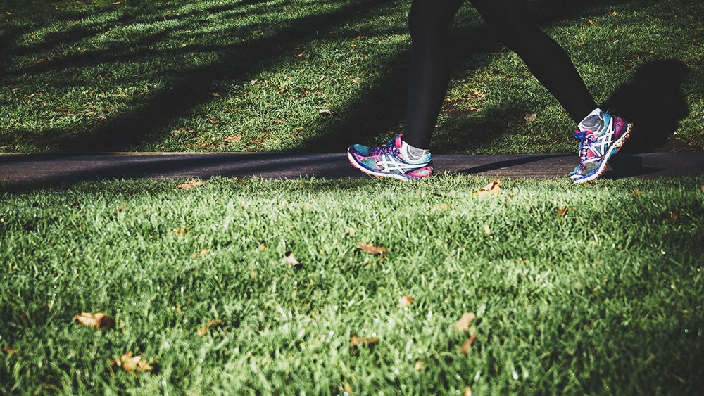 妊娠中の運動不足解消 オススメの運動法から注意点まで解説 よしだイラスト